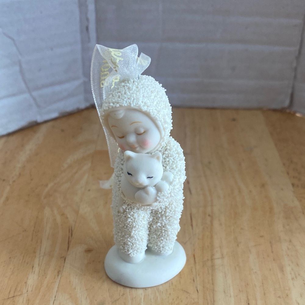 Department 56 Snowbabies ornament holding cat- collectible vintage & New